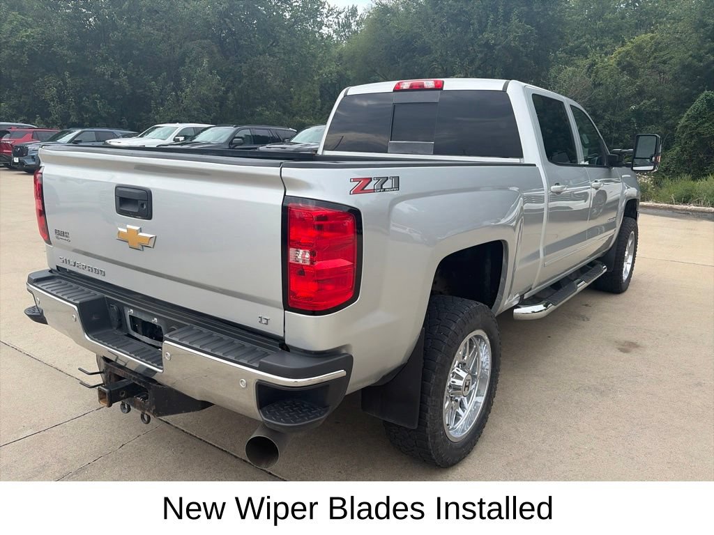 Used 2019 Chevrolet Silverado 2500 LT w/ LT Convenience Package AWD/4WD image 8