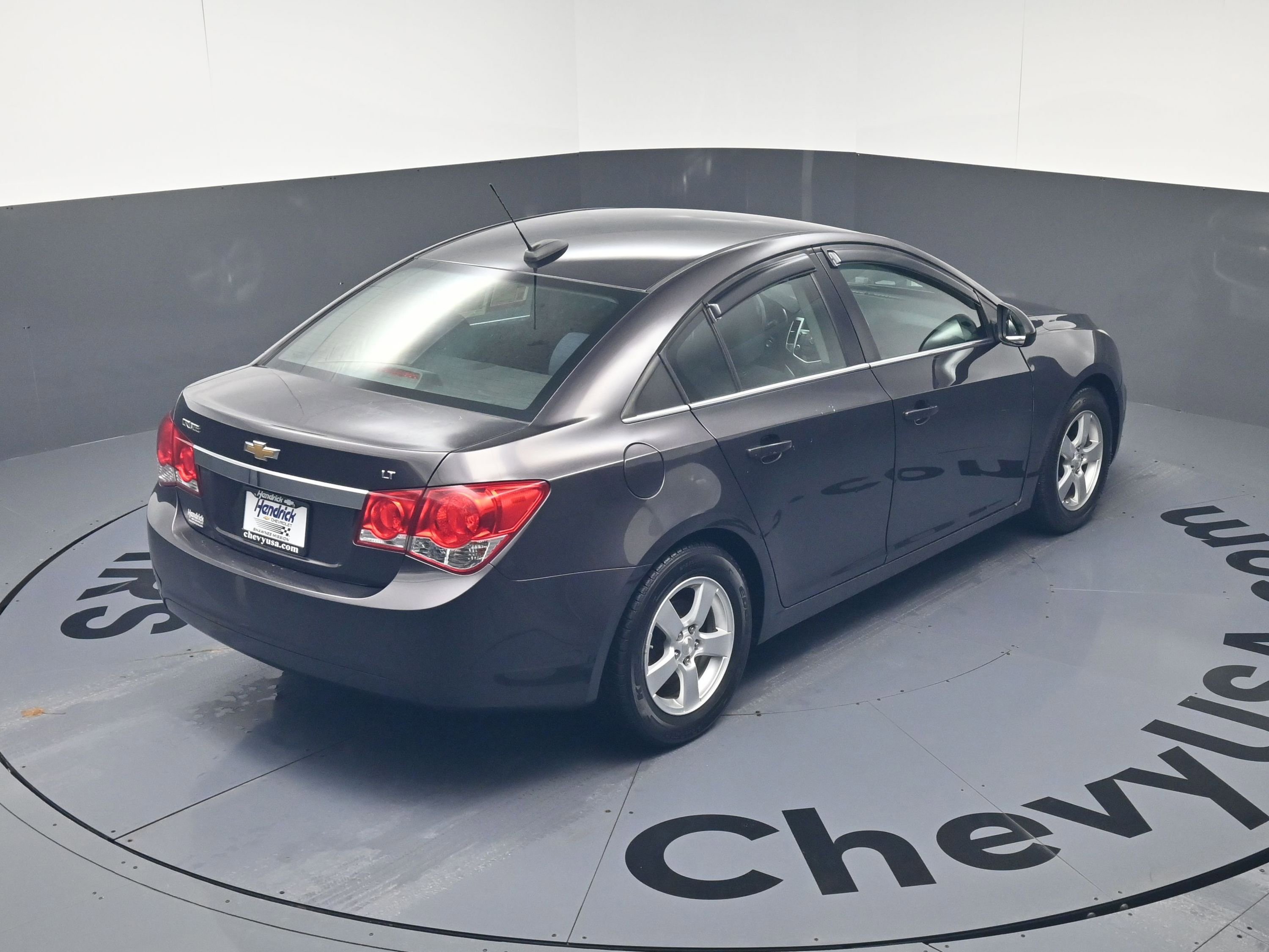 Used 2015 Chevrolet Cruze LT image 34