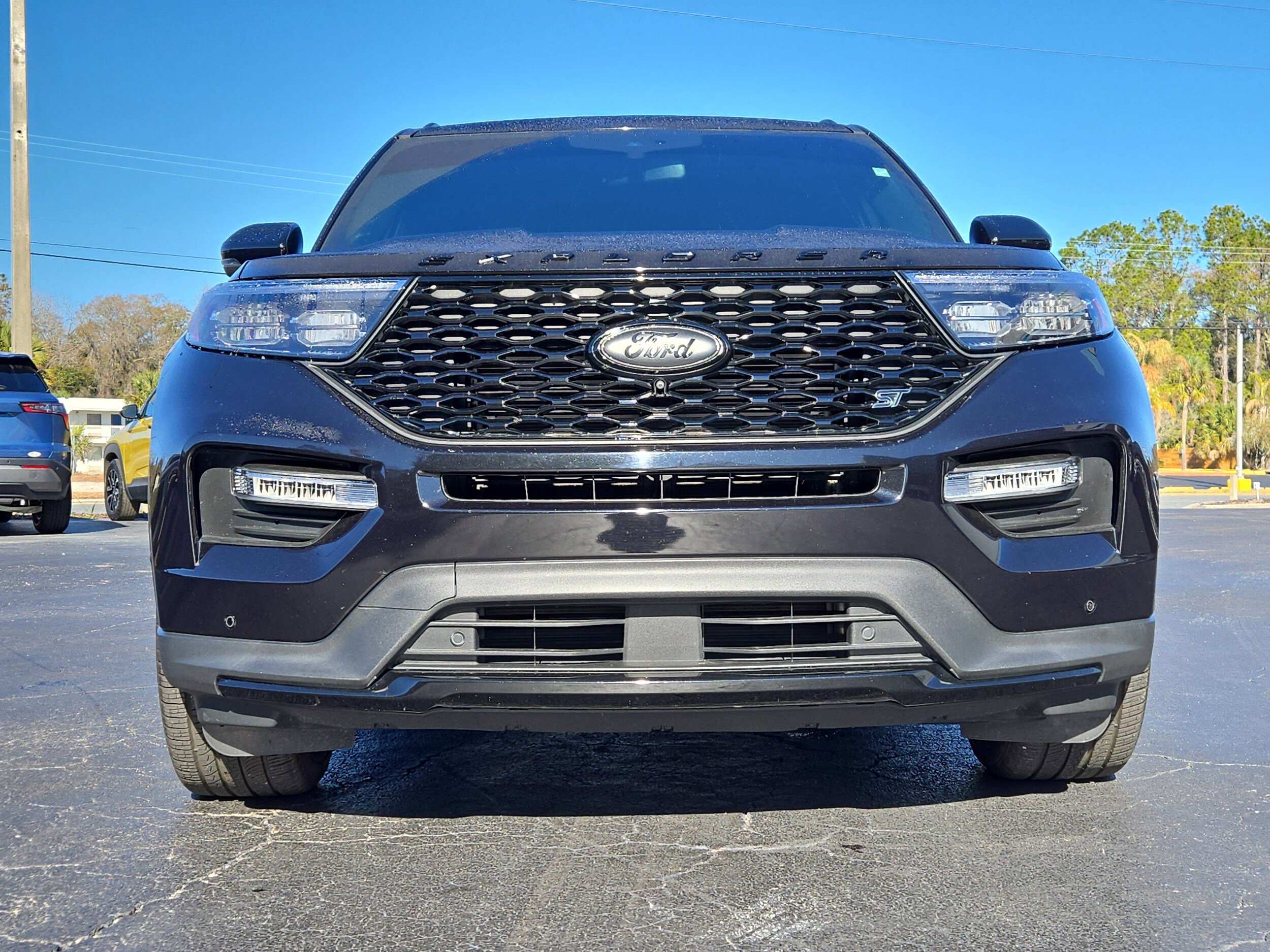 Used 2023 Ford Explorer ST w/ Equipment Group 401A image 9
