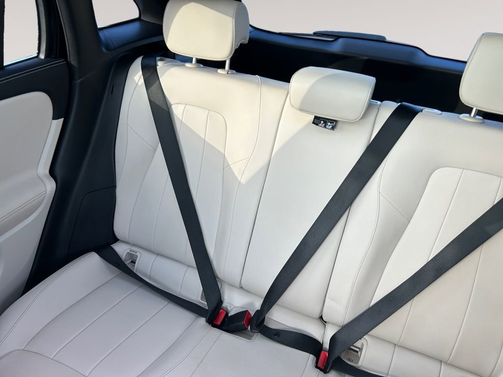 Used 2023 Mercedes-Benz GLA 250 4MATIC image 13