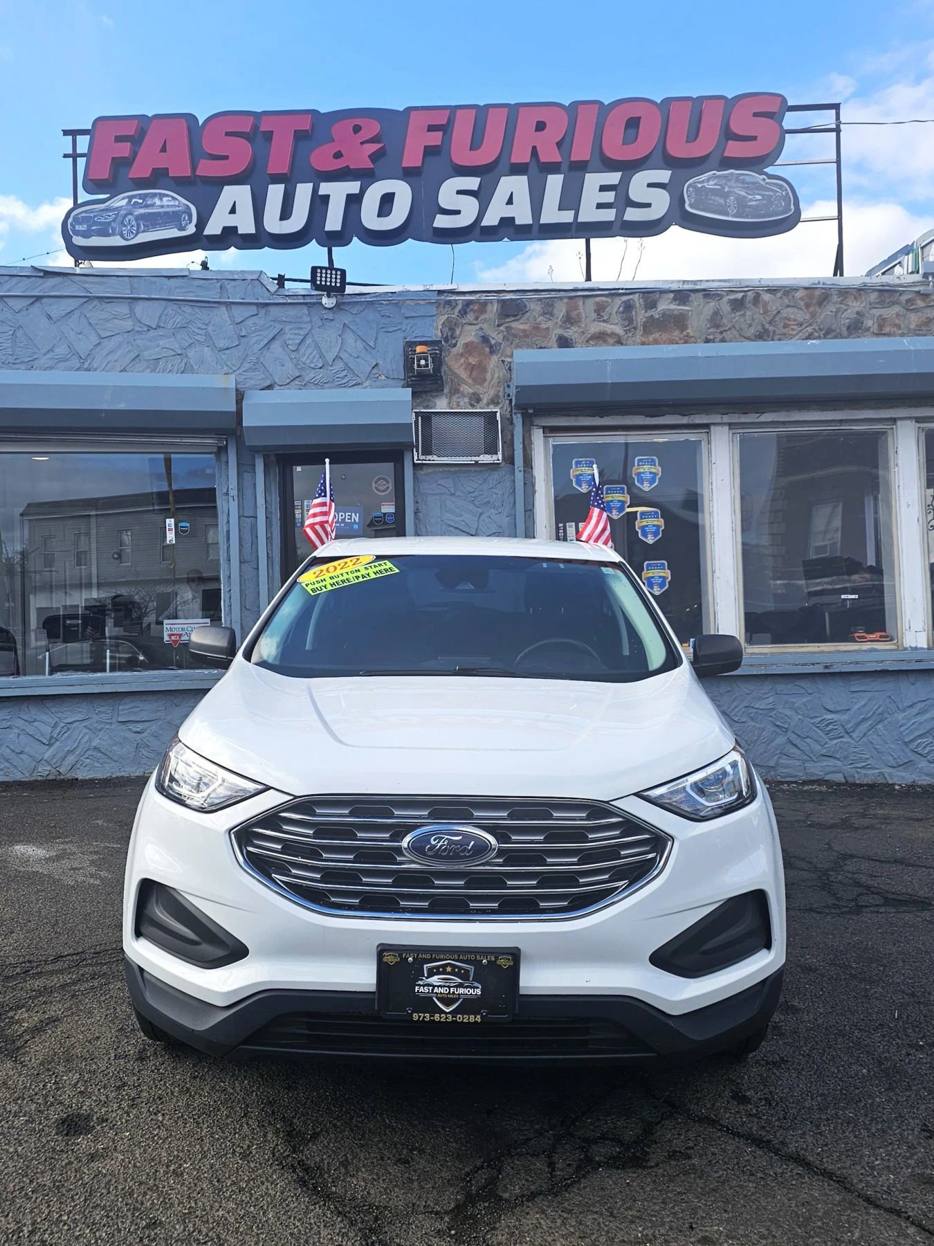 Used 2022 Ford Edge SE w/ Cargo Accessory Package
