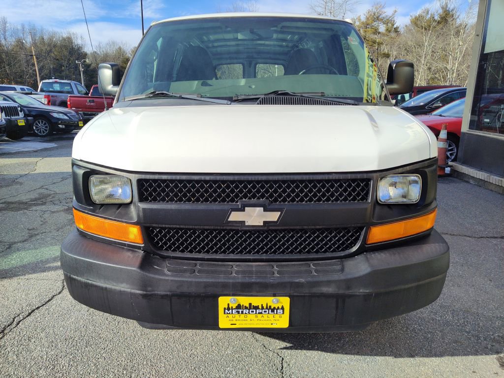 Used 2011 Chevrolet Express 1500 image 3