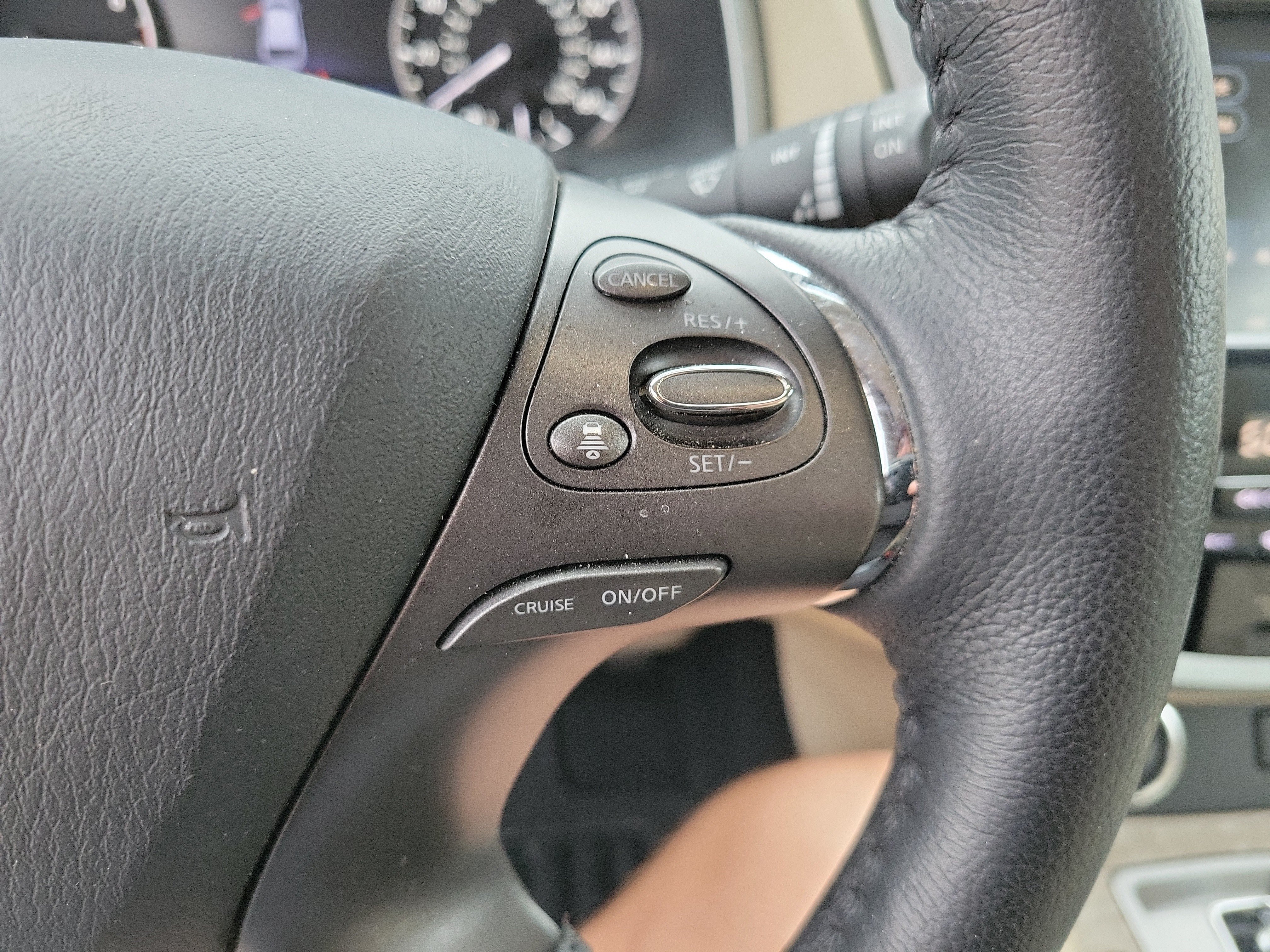 Used 2024 Nissan Murano SL FWD image 22