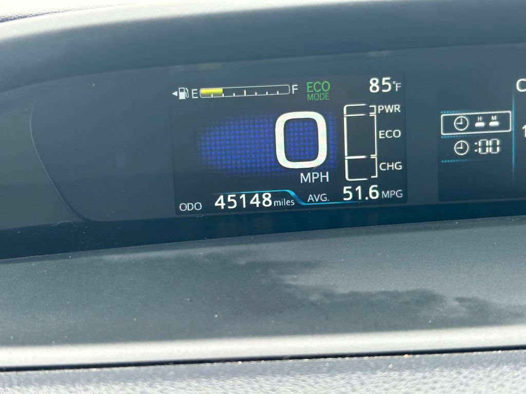 Certified 2021 Toyota Prius XLE FWD image 32