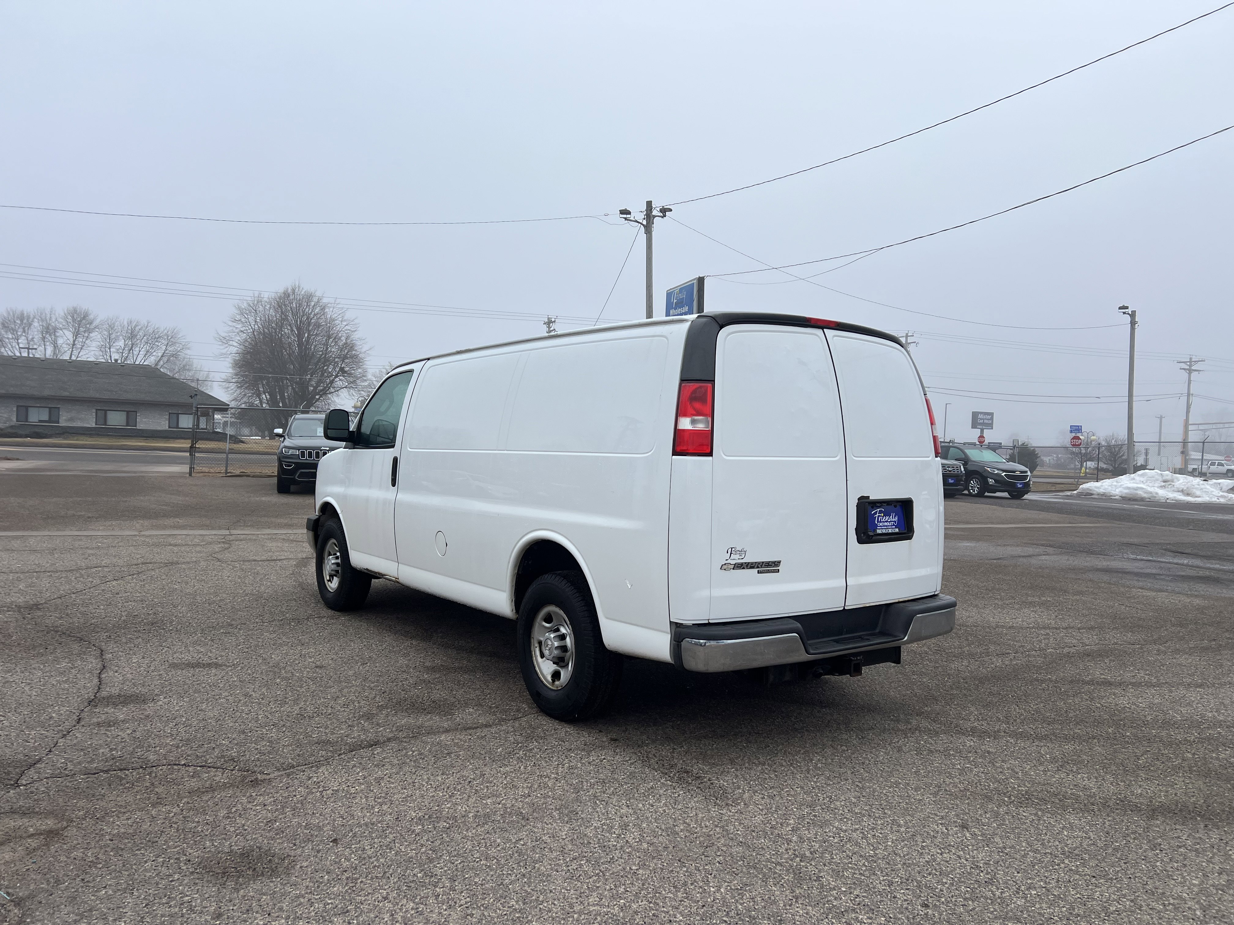 Used 2016 Chevrolet Express 3500 image 6