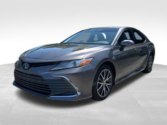 Used 2023 Toyota Camry XLE FWD image 4