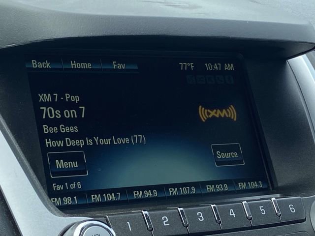 Used 2017 Chevrolet Equinox LT image 18