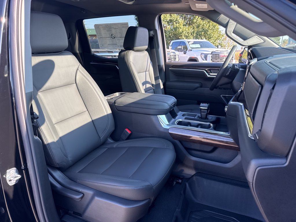 New 2026 GMC Sierra 1500 Elevation w/ Elevation Premium Package AWD/4WD image 12