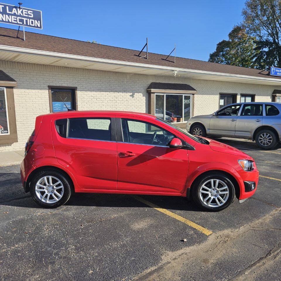Used 2014 Chevrolet Sonic LT w/ Wheels and Fog Lamp Package FWD image 3