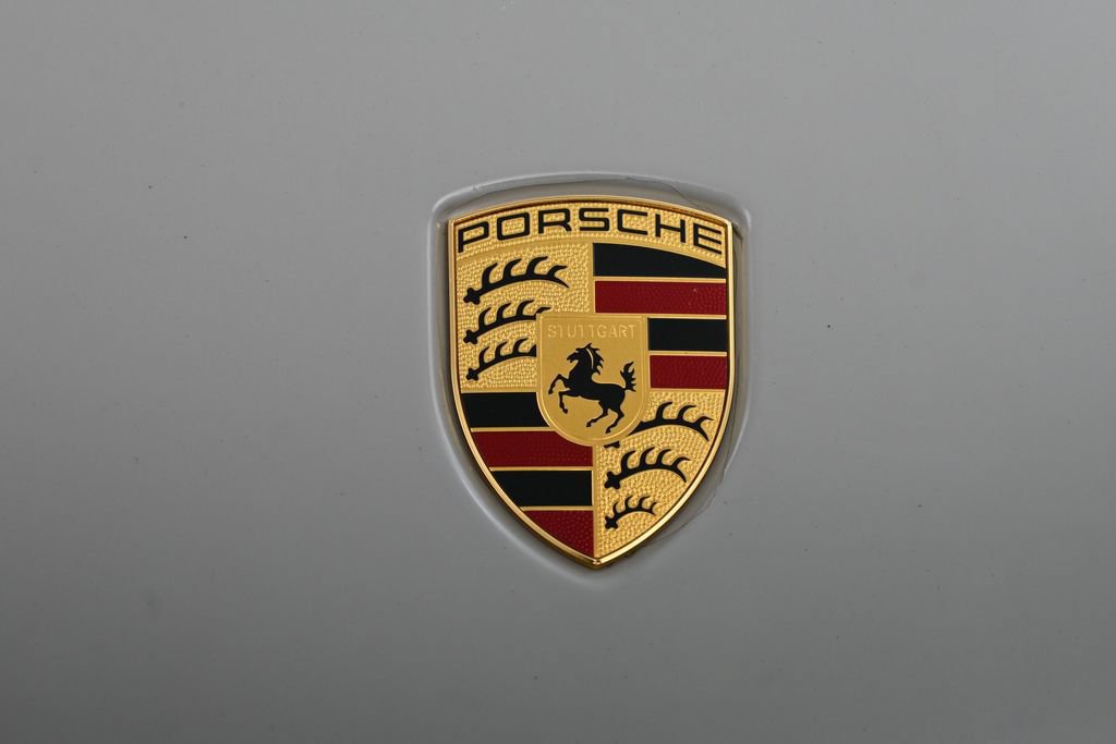 Certified 2022 Porsche 911 Carrera RWD image 32