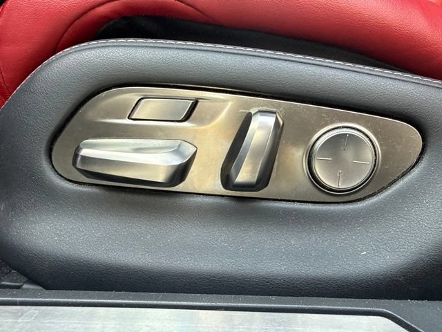 Used 2018 Lexus LS 500 F Sport w/ Accessory Package (Z2) AWD/4WD image 16