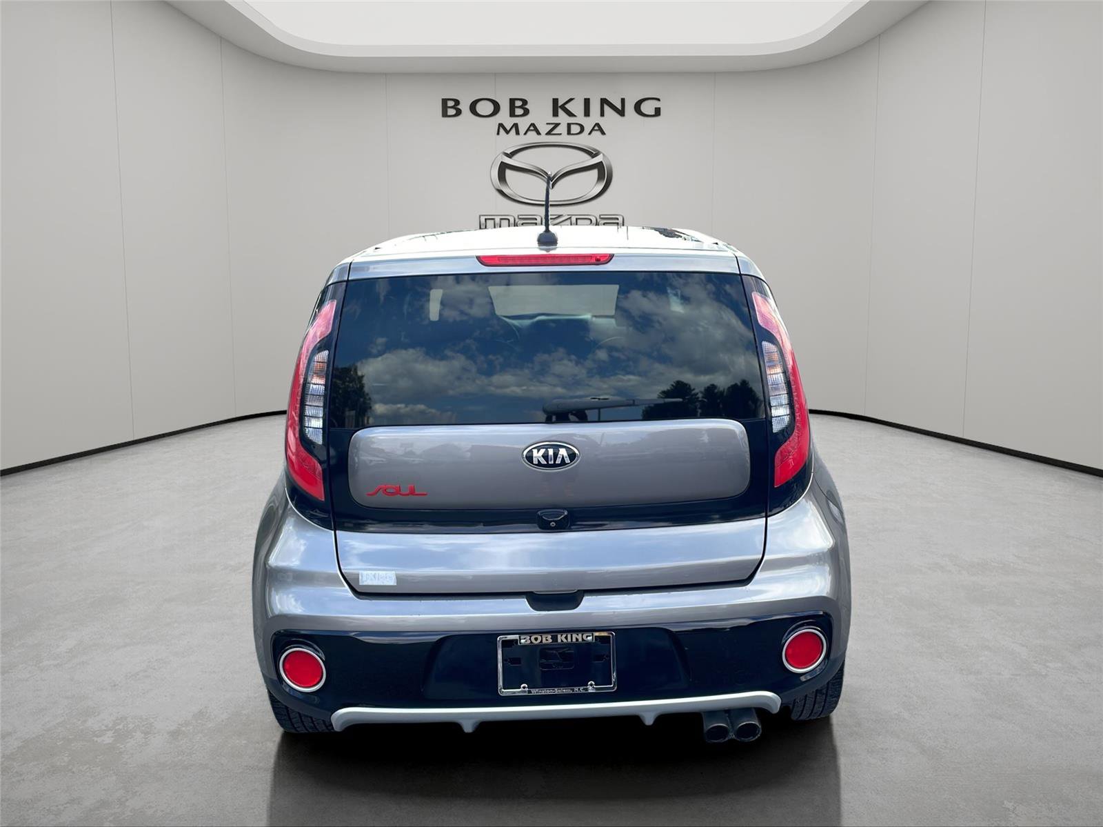 Used 2018 Kia Soul ! w/ Tech Package image 4