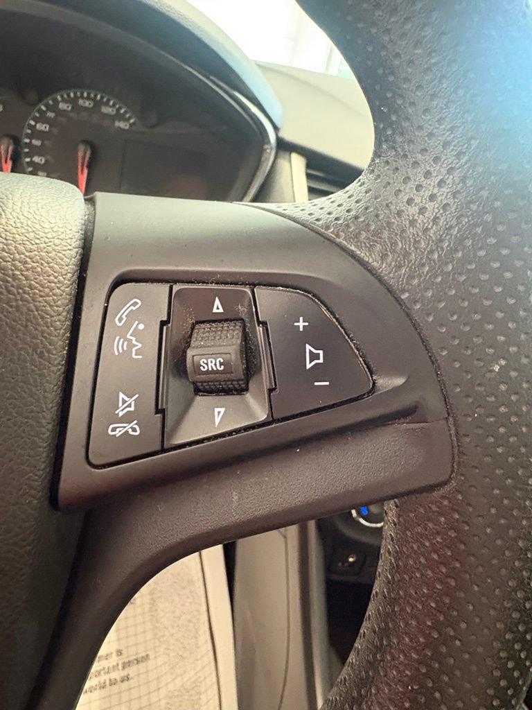 Used 2020 Chevrolet Trax LS AWD/4WD image 20