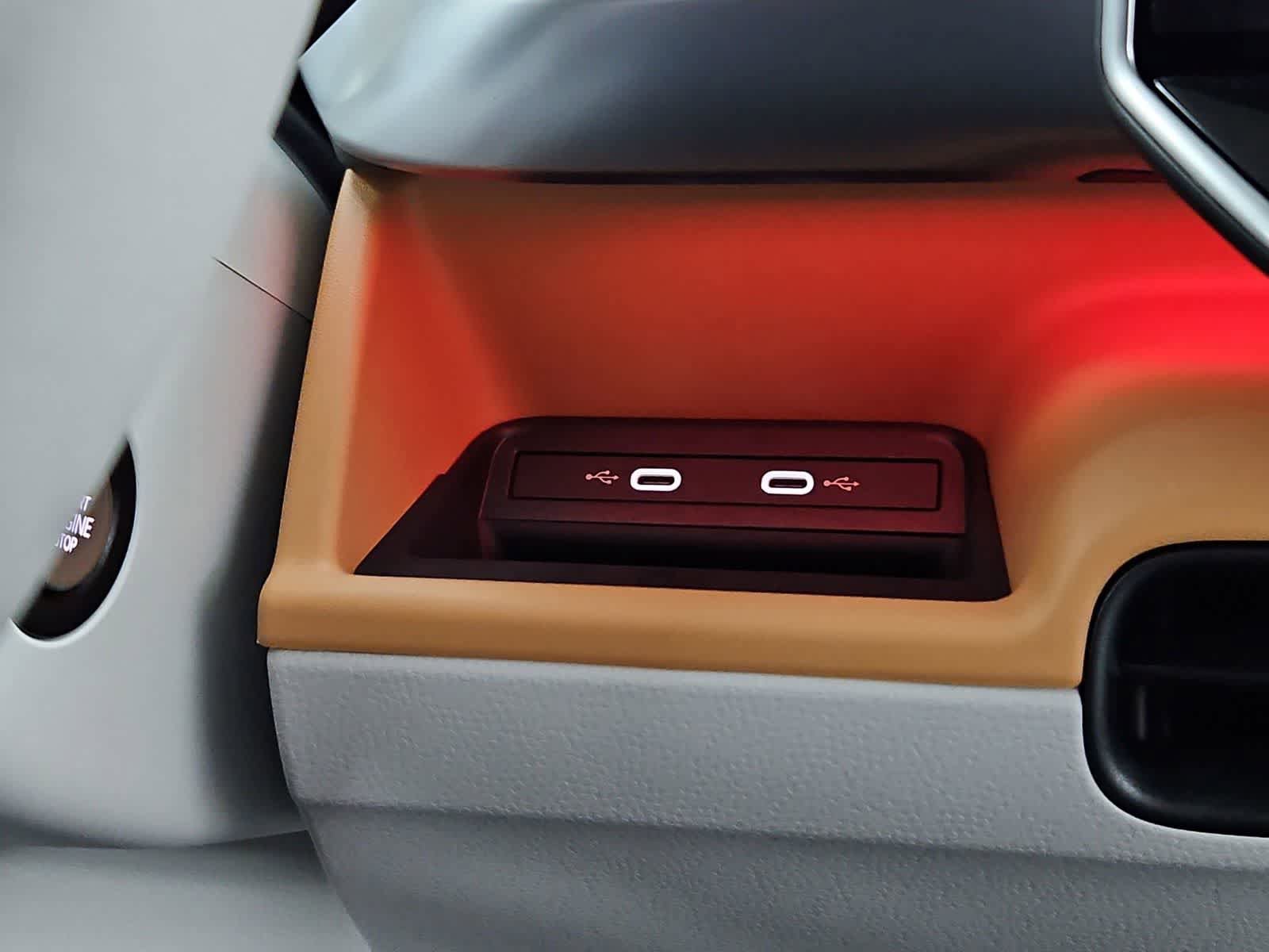 New 2025 Volkswagen ID. Buzz Pro S Plus AWD/4WD image 33