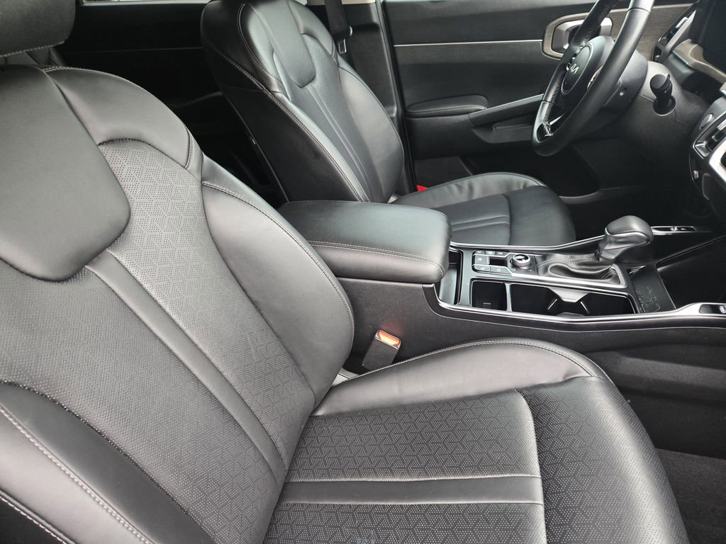 Certified 2023 Kia Sorento X-Line EX AWD/4WD image 19