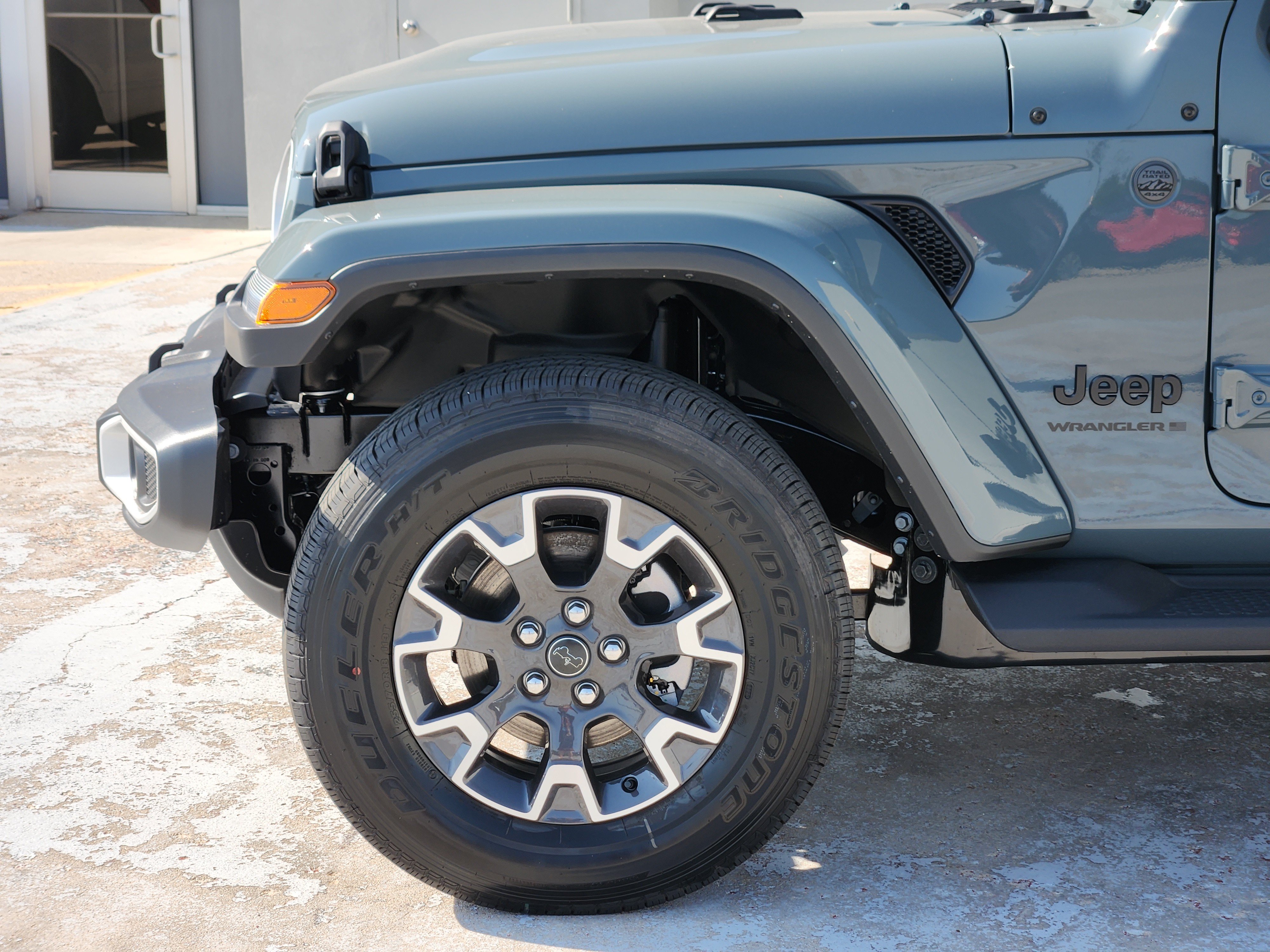 New 2026 Jeep Wrangler Unlimited Sahara AWD/4WD image 5