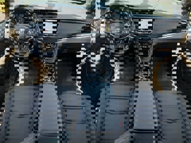 New 2026 Cadillac XT5 Premium Luxury w/ Driver Assist Package image 9