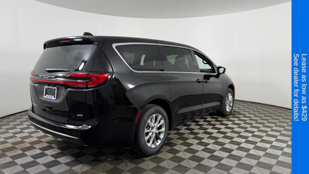 New 2027 Chrysler Pacifica Select AWD/4WD image 7