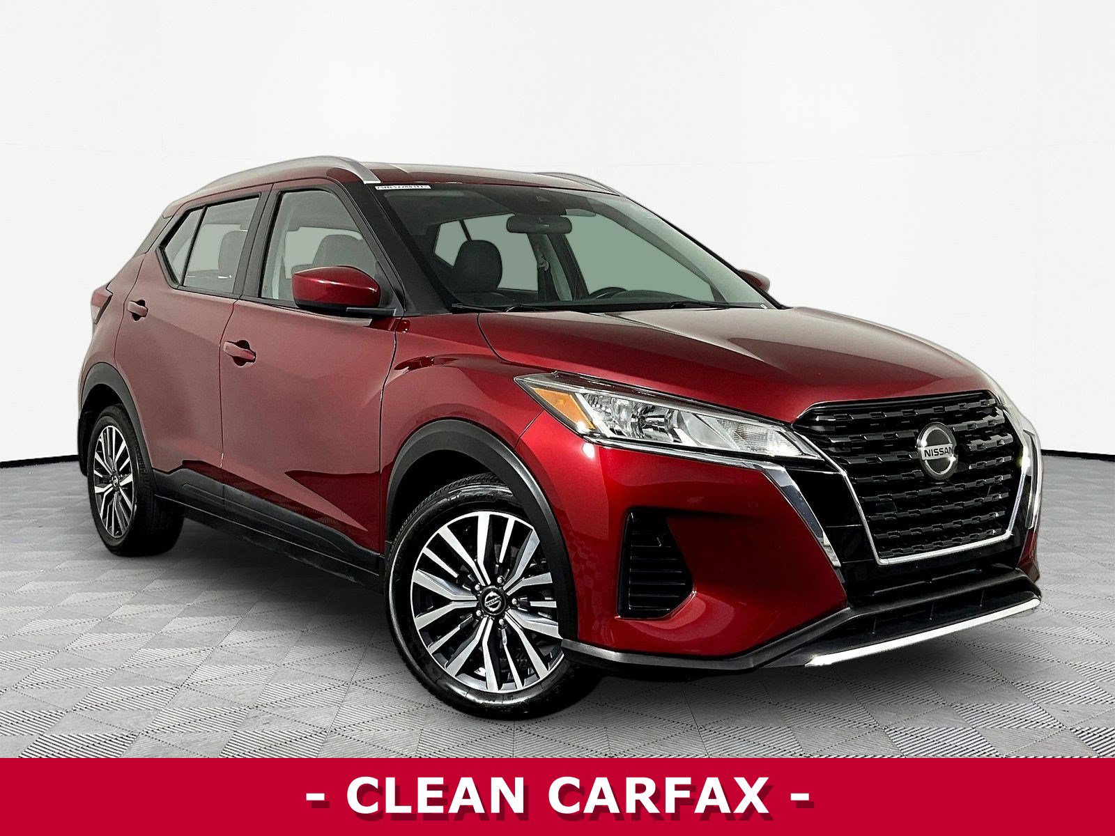 Used 2021 Nissan Kicks SV FWD image 3