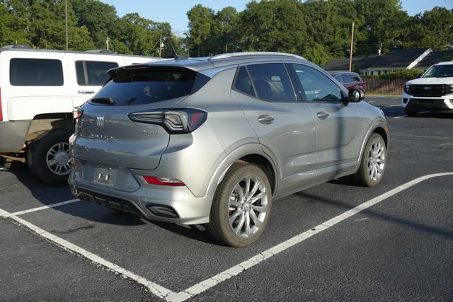 Used 2024 Buick Encore GX Avenir FWD image 10