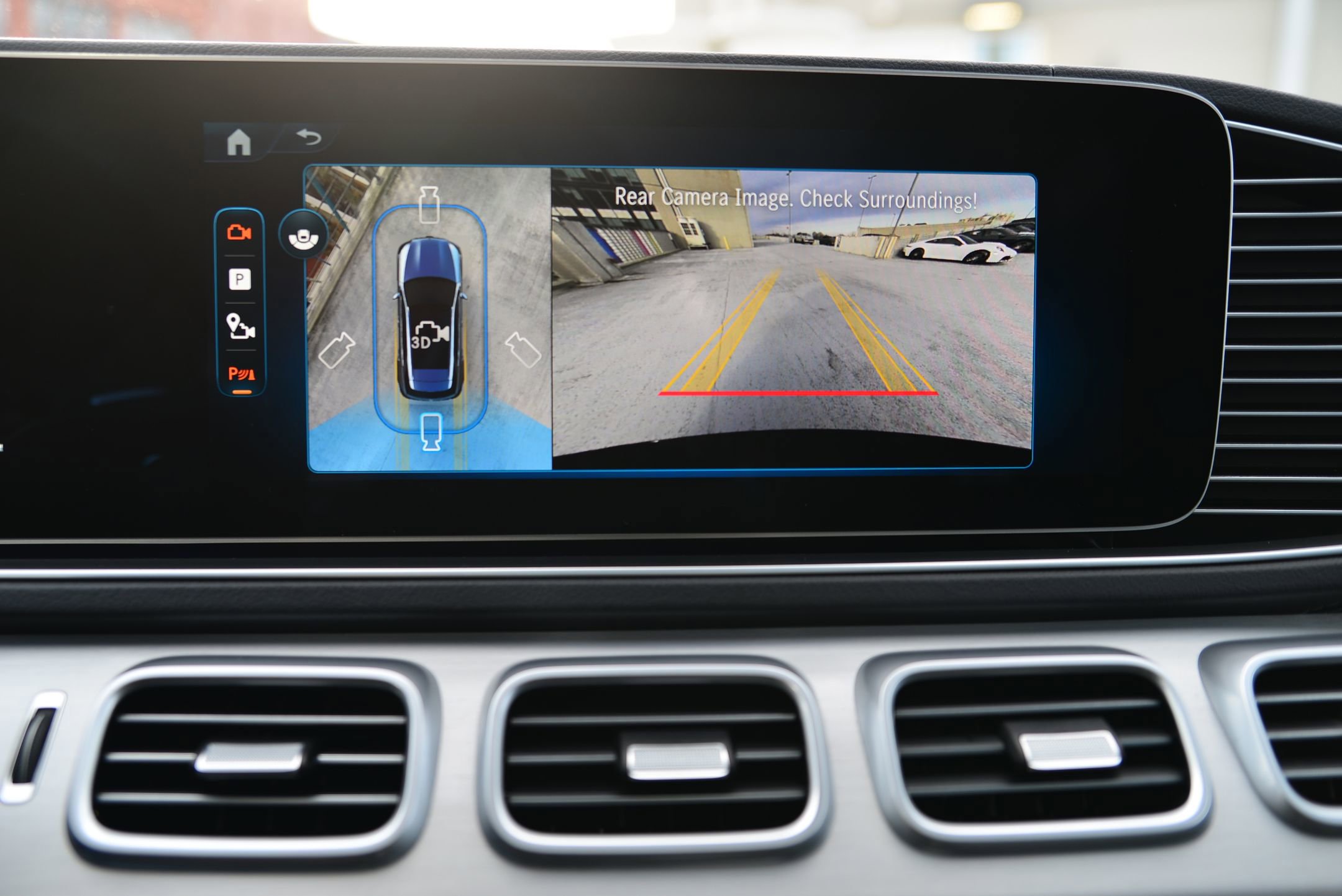 Used 2025 Mercedes-Benz GLE 53 AMG 4MATIC image 32