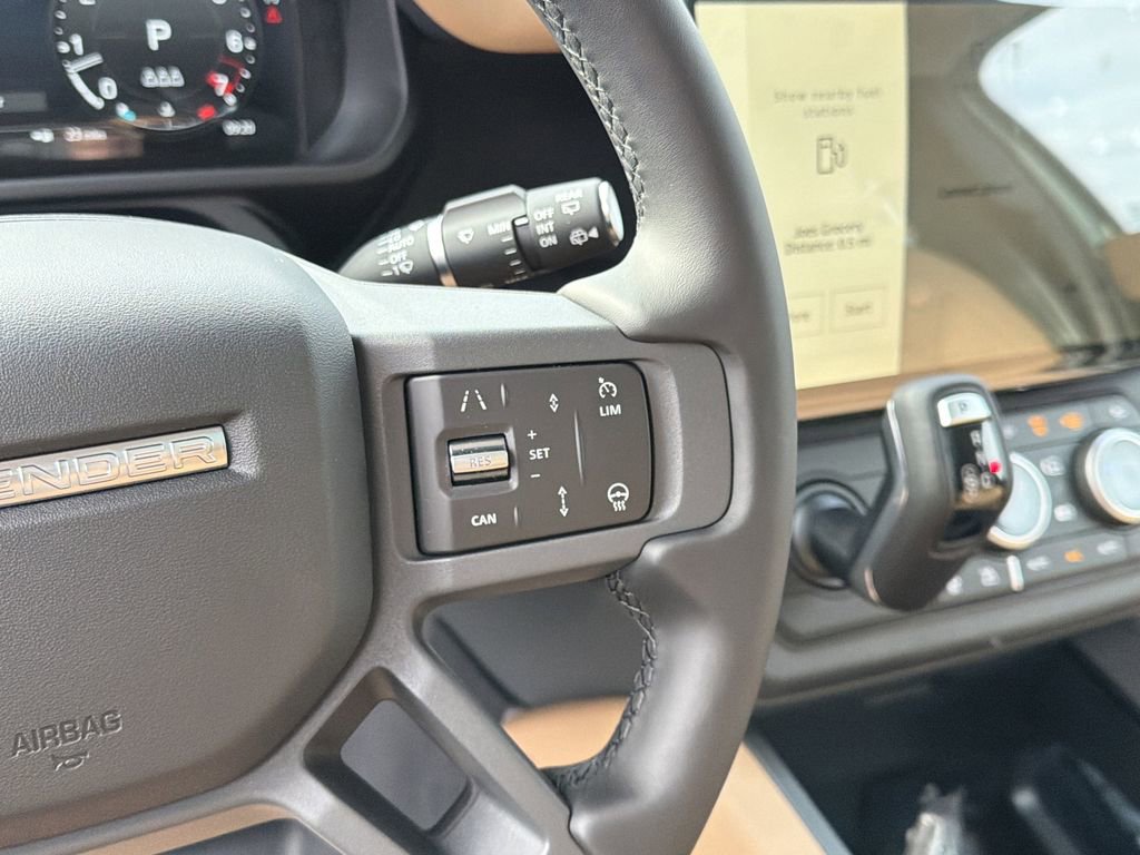 New 2026 Land Rover Defender 110 X-Dynamic SE image 24