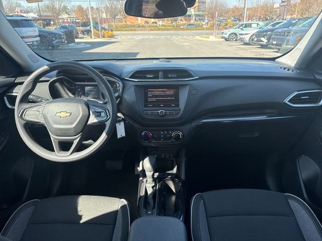 Used 2021 Chevrolet TrailBlazer LS image 12