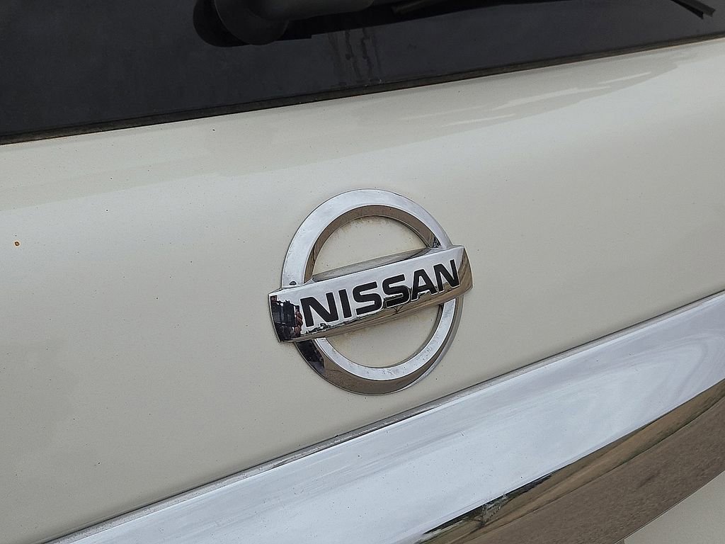 Used 2019 Nissan Armada Platinum w/ Captain's Chairs Package RWD image 12