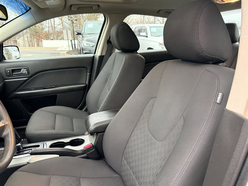 Used 2011 Ford Fusion SE w/ 202A Rapid Spec Order Code image 26