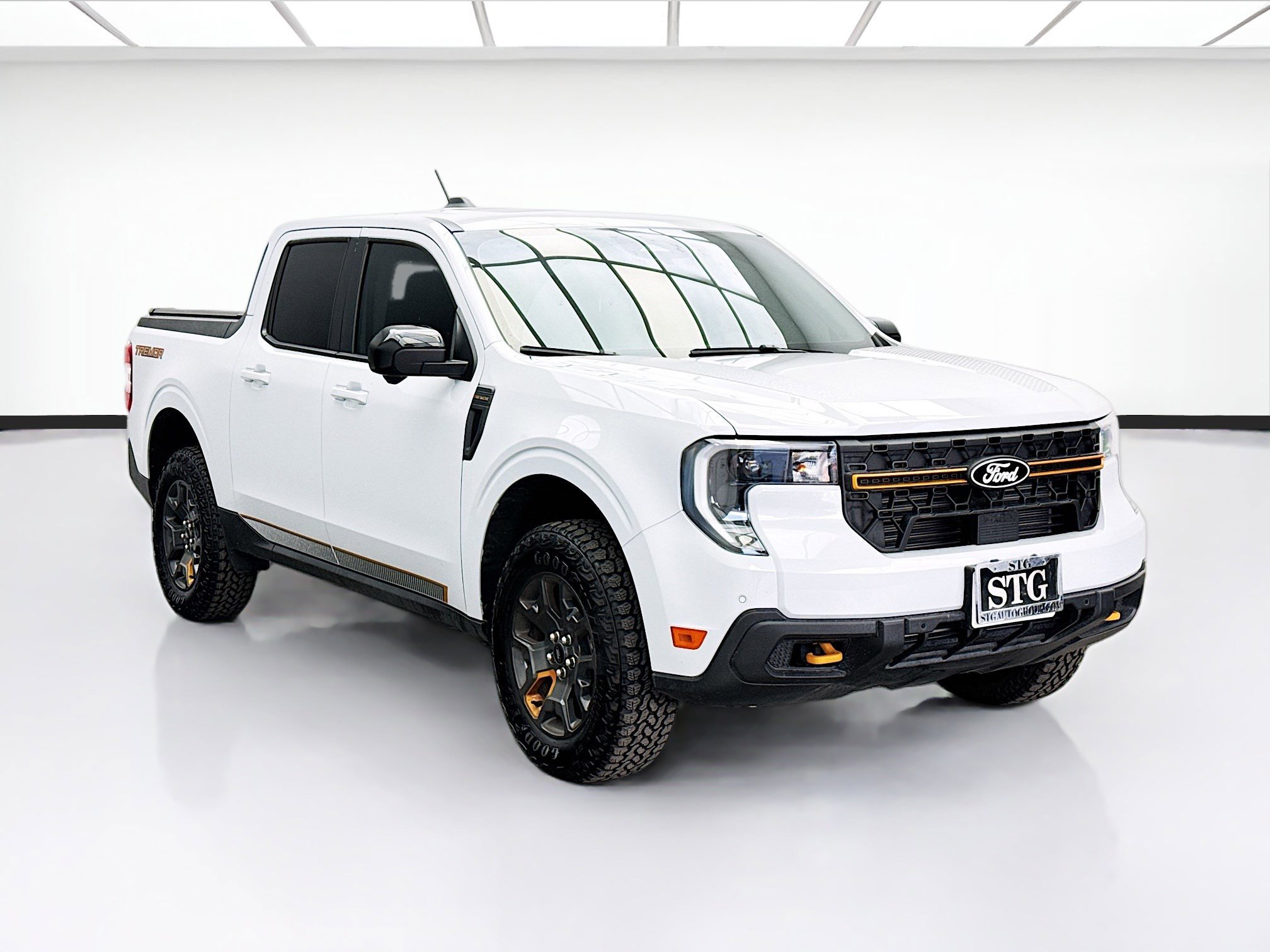 Used 2025 Ford Maverick Tremor image 3