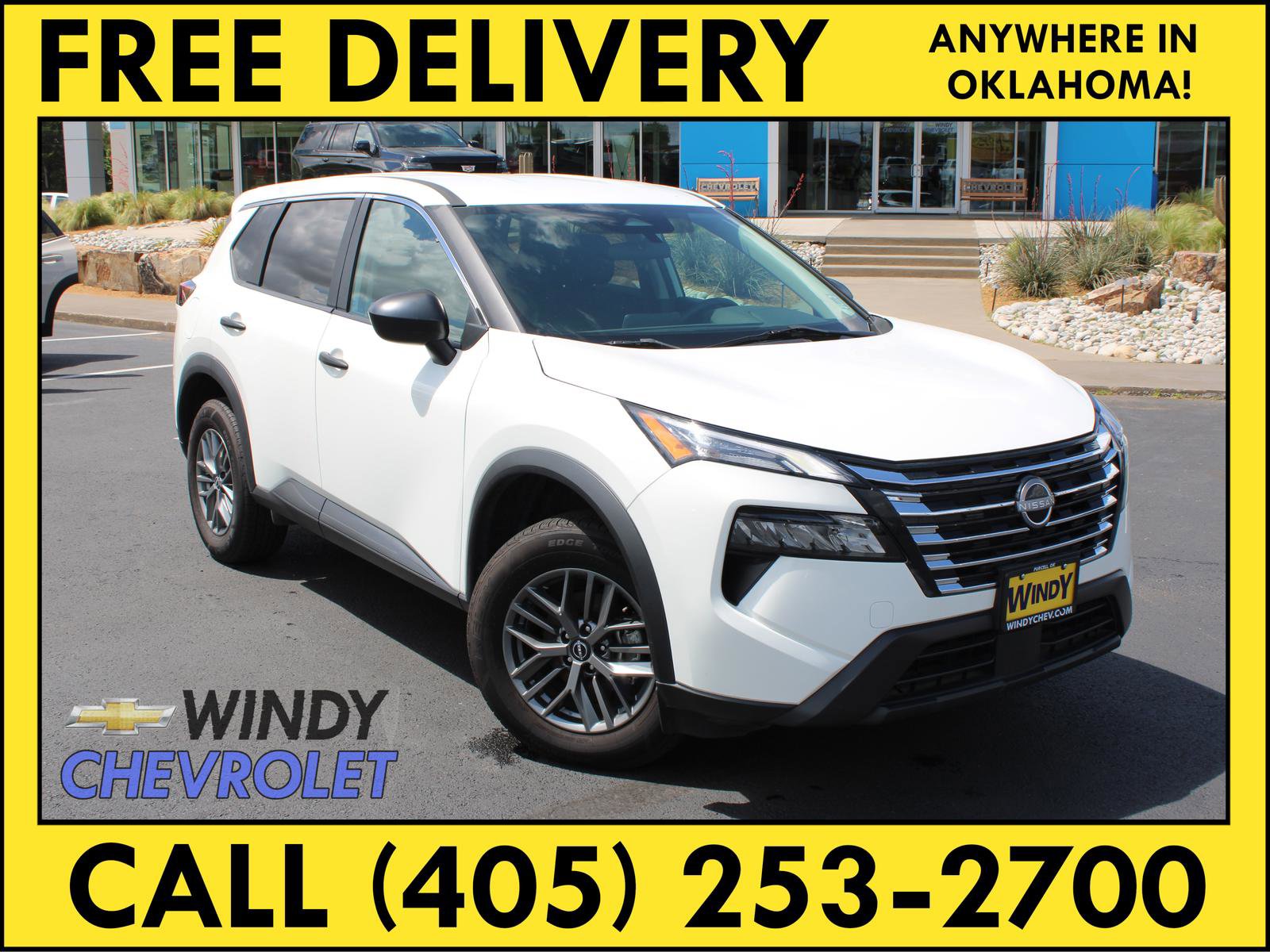 Used 2024 Nissan Rogue S FWD image 1