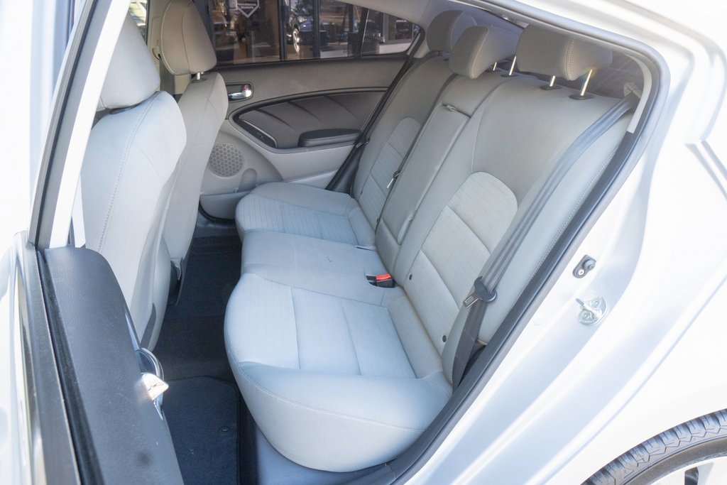 Used 2014 Kia Forte EX image 17