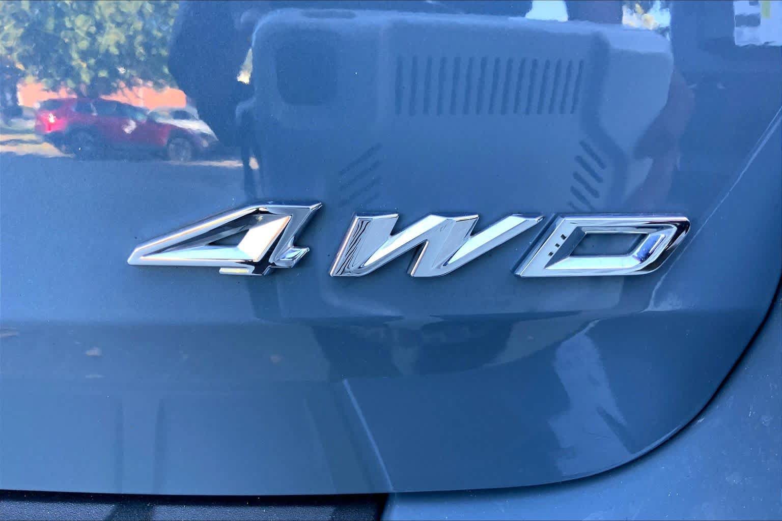 Used 2025 Ford Explorer ST-Line w/ Premium Package AWD/4WD image 10