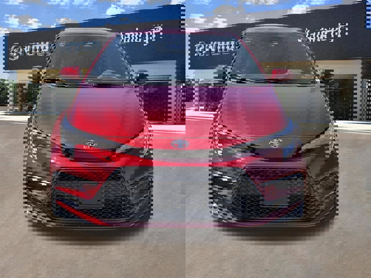 Used 2026 Toyota Corolla SE FWD image 3