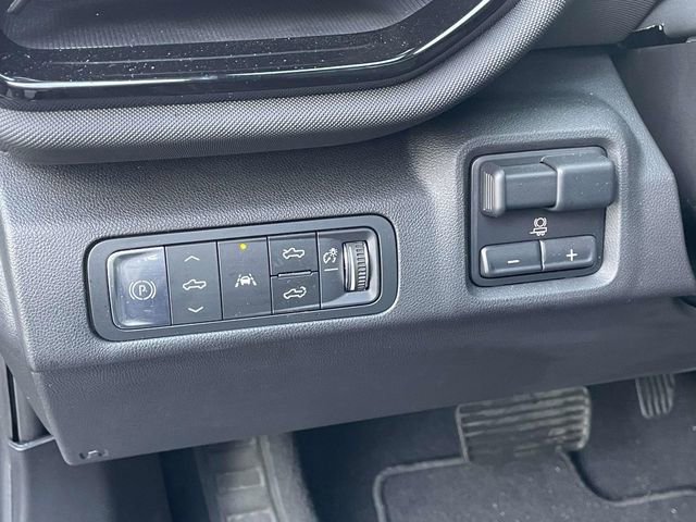 Certified 2024 Chevrolet Silverado EV RST image 16