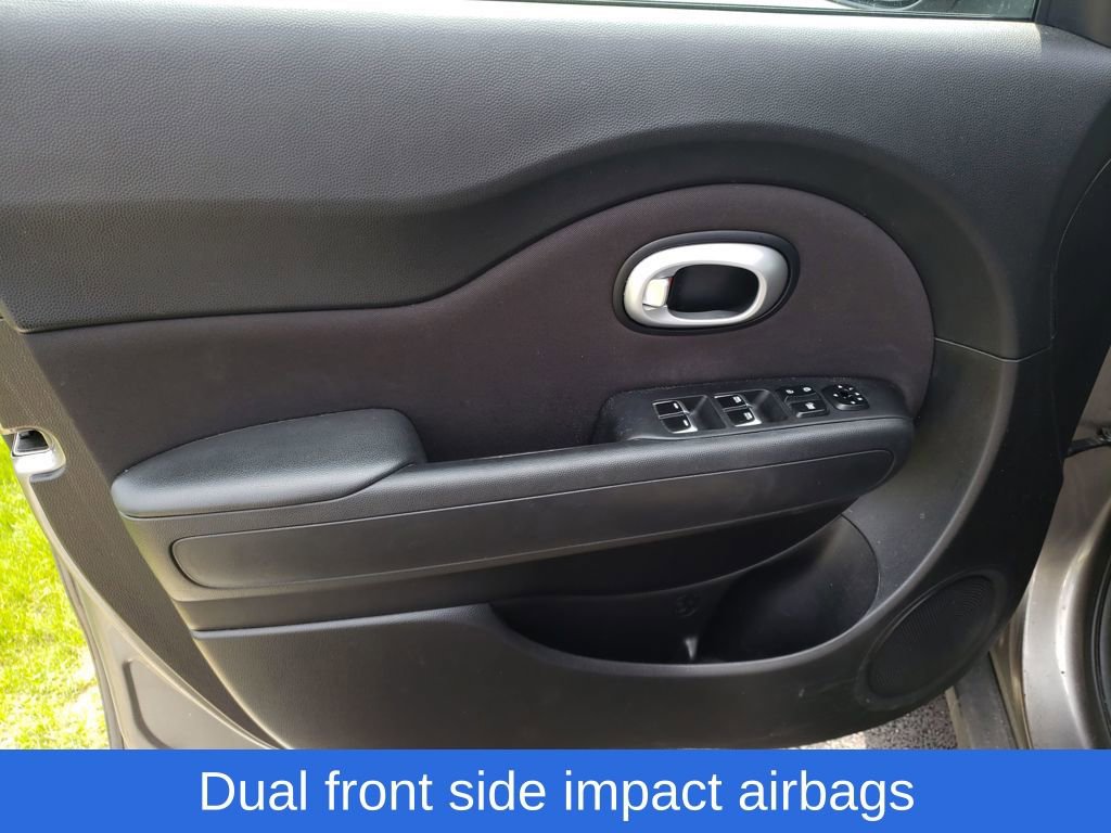 Used 2019 Kia Soul + image 16