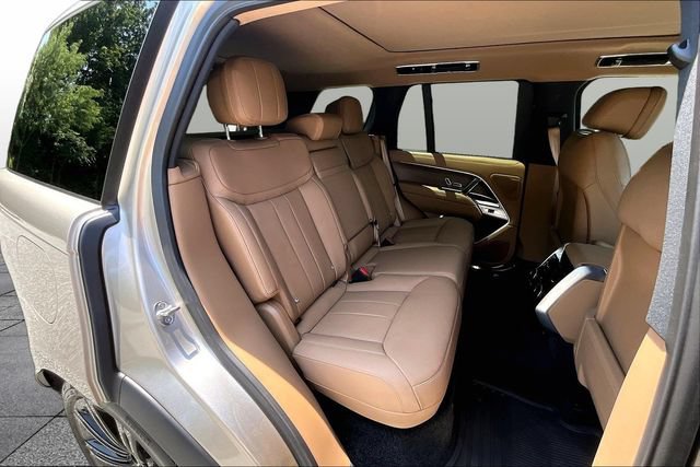 Used 2026 Land Rover Range Rover SE AWD/4WD image 28