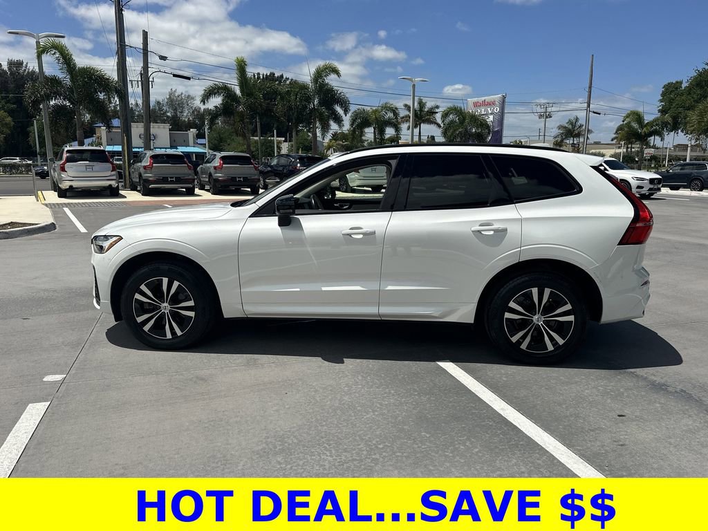 Used 2024 Volvo XC60 B5 Core AWD/4WD image 10
