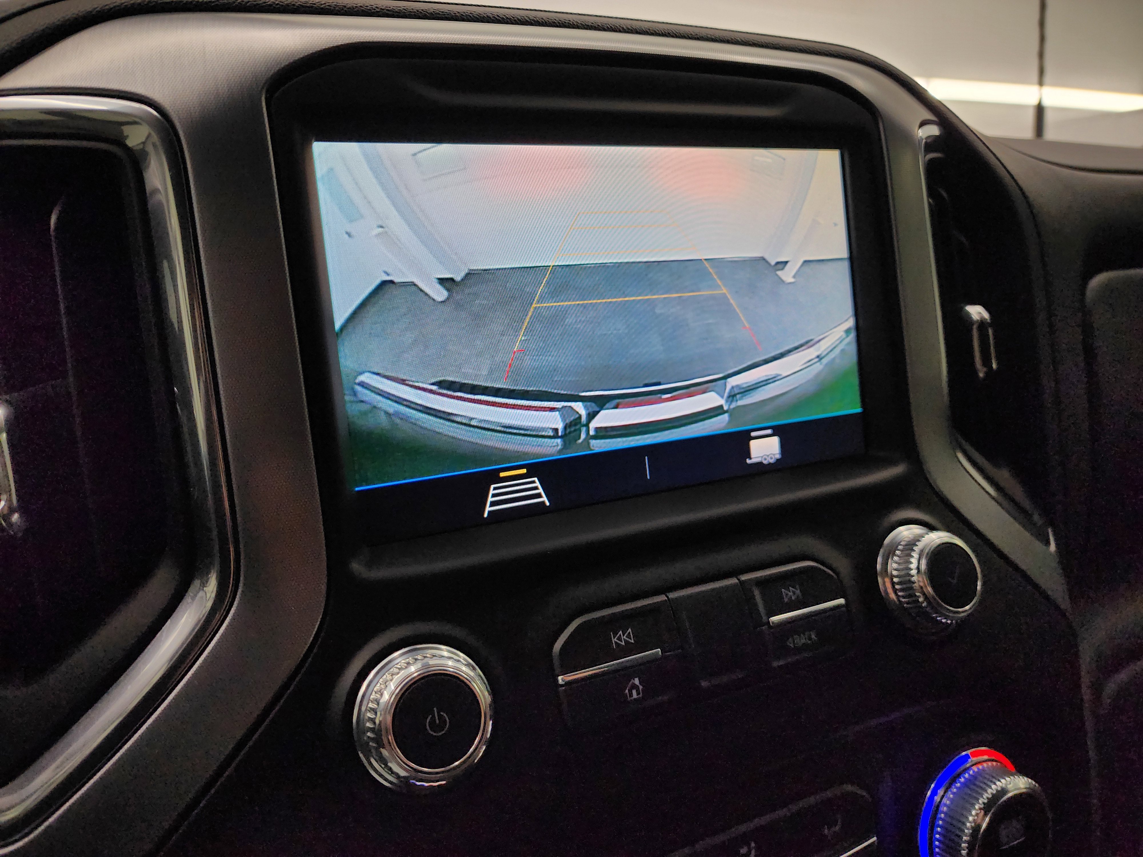 Used 2023 GMC Sierra 2500 SLE w/ SLE Convenience Package image 16