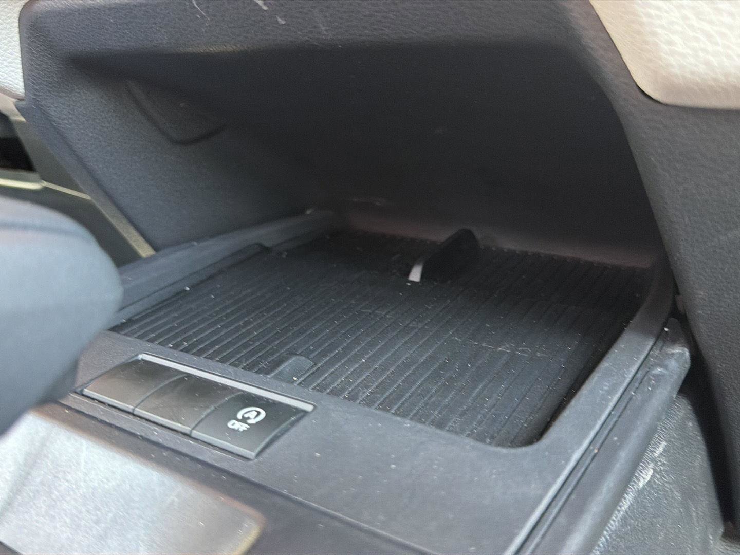 Used 2026 Toyota Corolla Cross L image 23