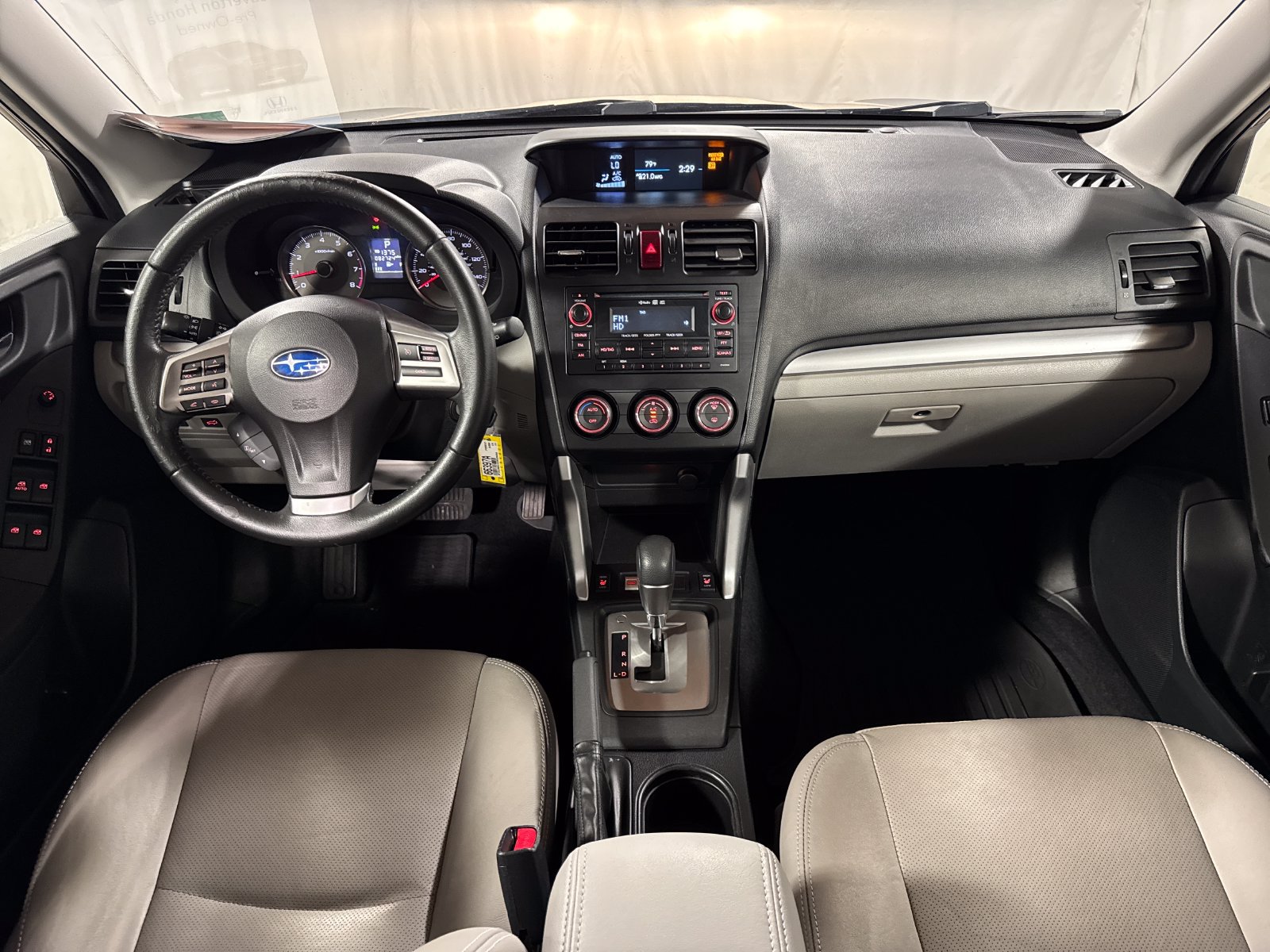 Used 2014 Subaru Forester 2.5i Limited w/ Popular Package #1 AWD/4WD image 4