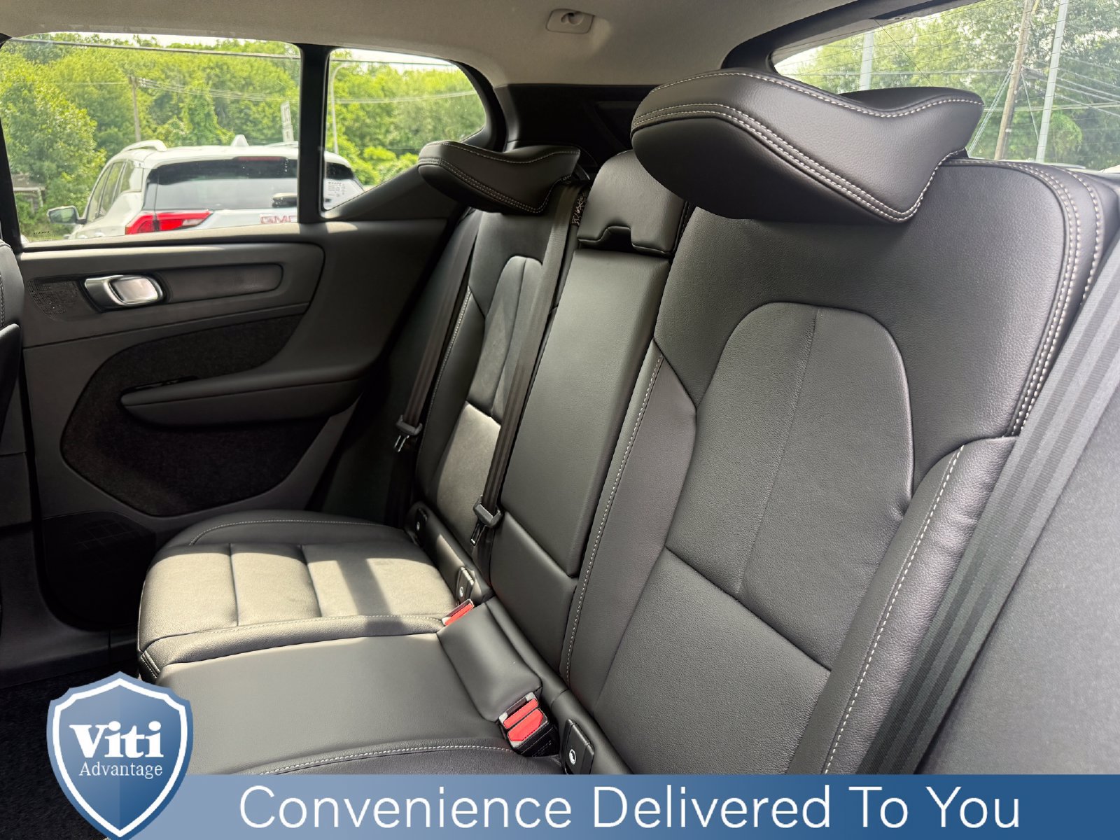 New 2026 Volvo XC40 B5 Plus w/ Protection Package Premier AWD/4WD image 14
