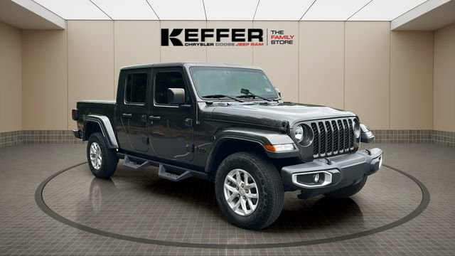 Used 2023 Jeep Gladiator Sport AWD/4WD image 8