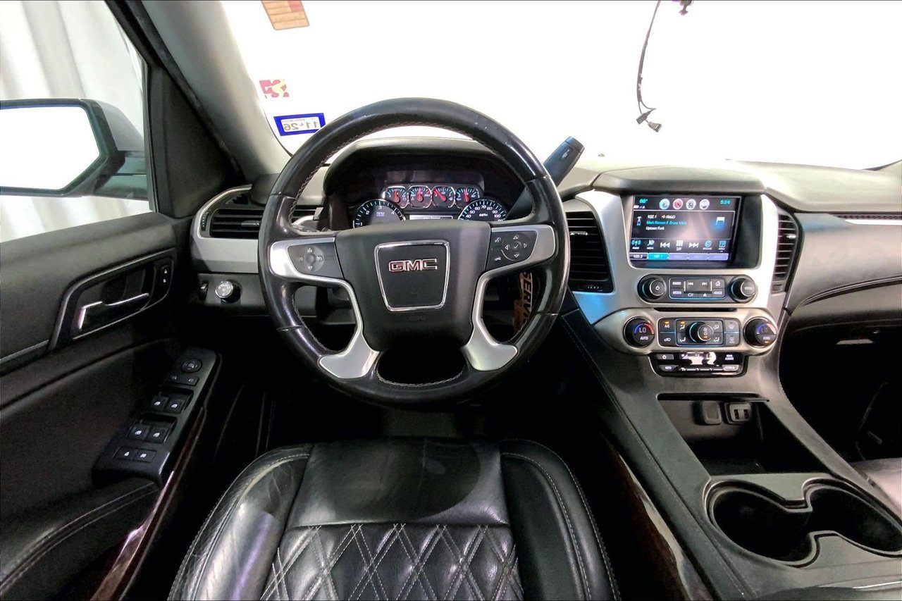 Used 2018 GMC Yukon SLE w/ SLE Value Package RWD image 14