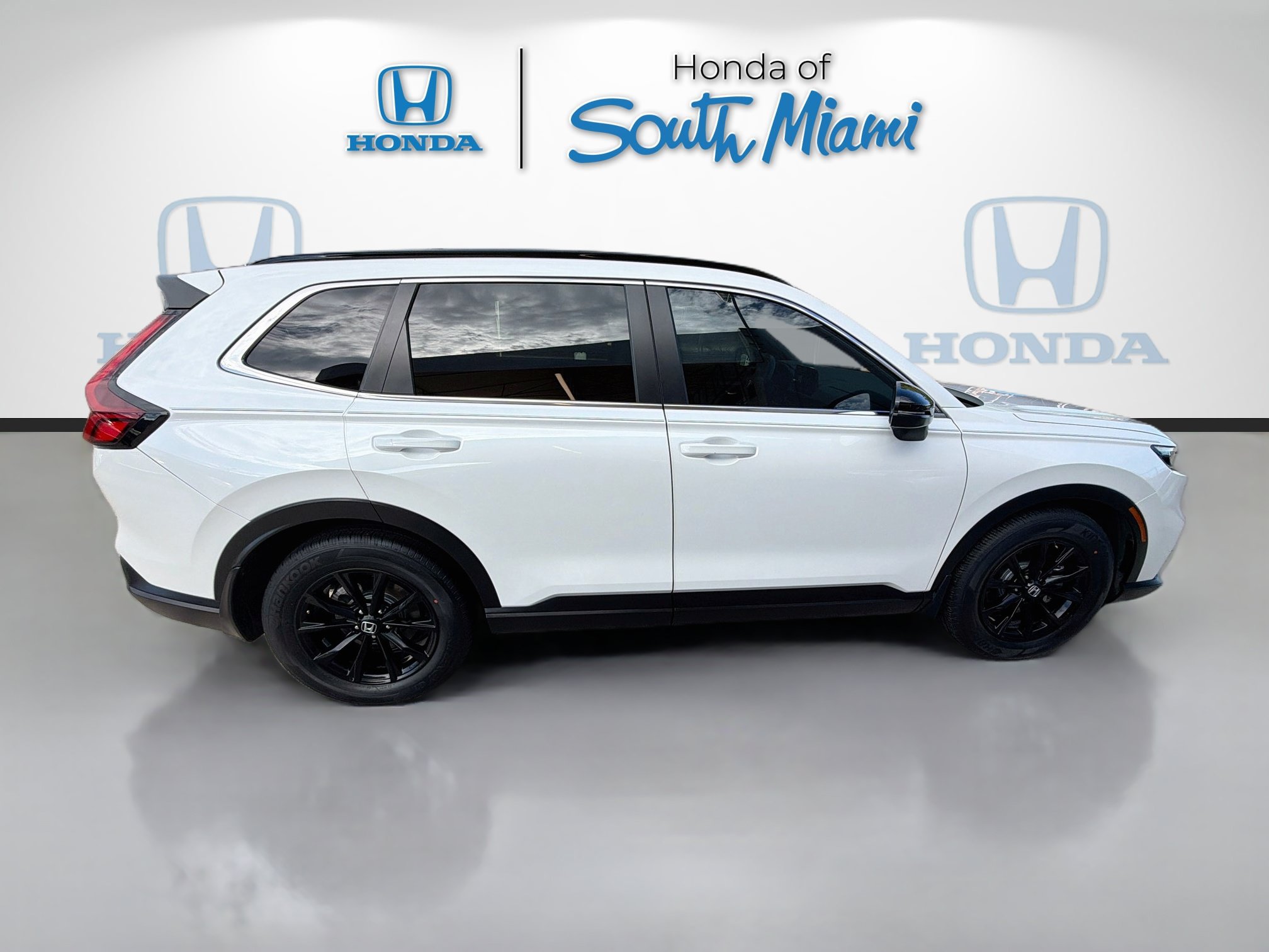 Used 2025 Honda CR-V Sport-L image 8