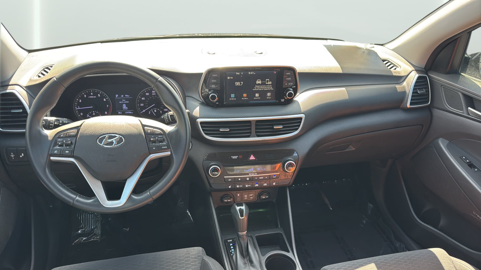 Used 2020 Hyundai Tucson Sport FWD image 14