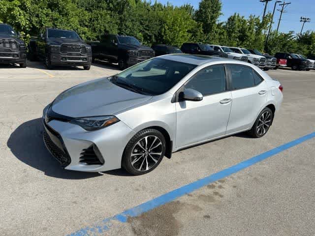 Used 2017 Toyota Corolla SE w/ SE Premium Package FWD image 15
