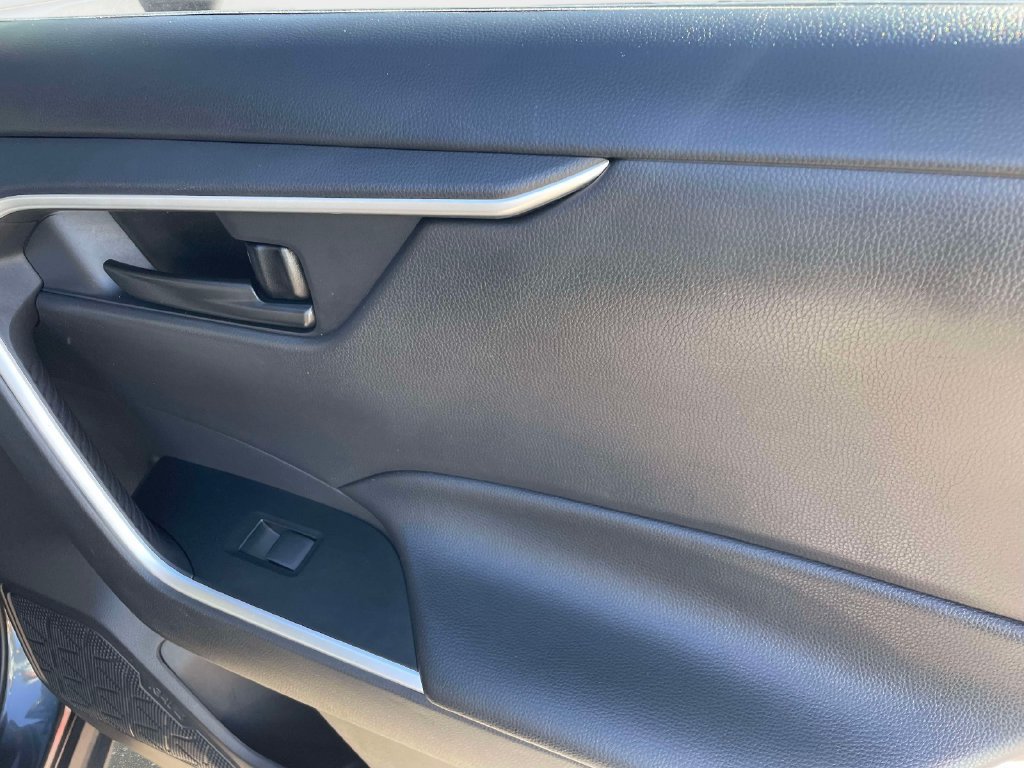 Used 2025 Toyota RAV4 LE FWD image 11