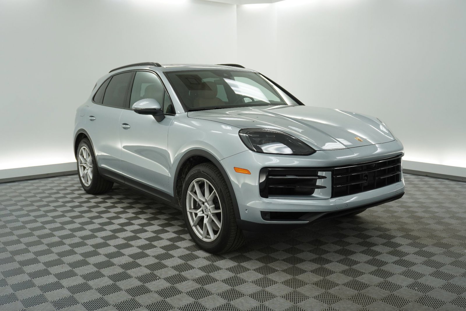 Certified 2026 Porsche Cayenne AWD/4WD image 7