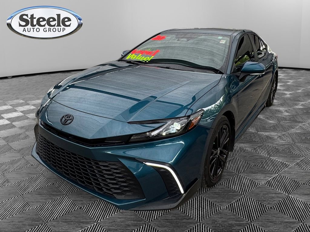 Used 2026 Toyota Camry SE w/ Convenience Package FWD image 1